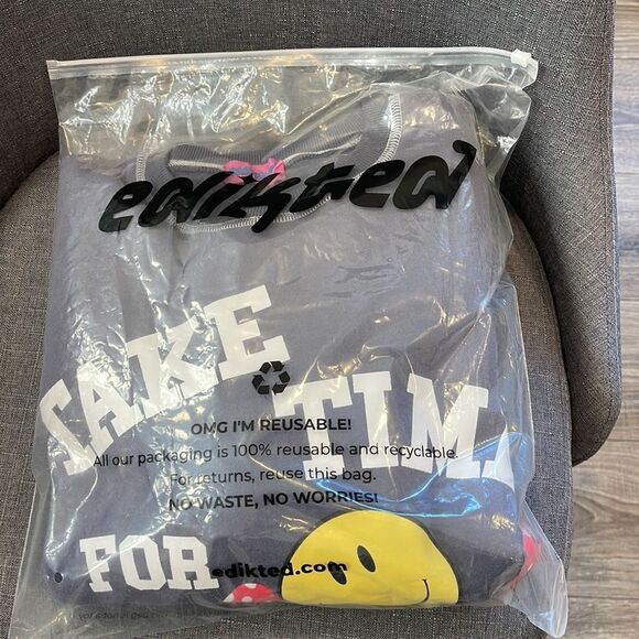 Take Time for Yourself Sweatshirt (new in package) - Picture 4 of 4